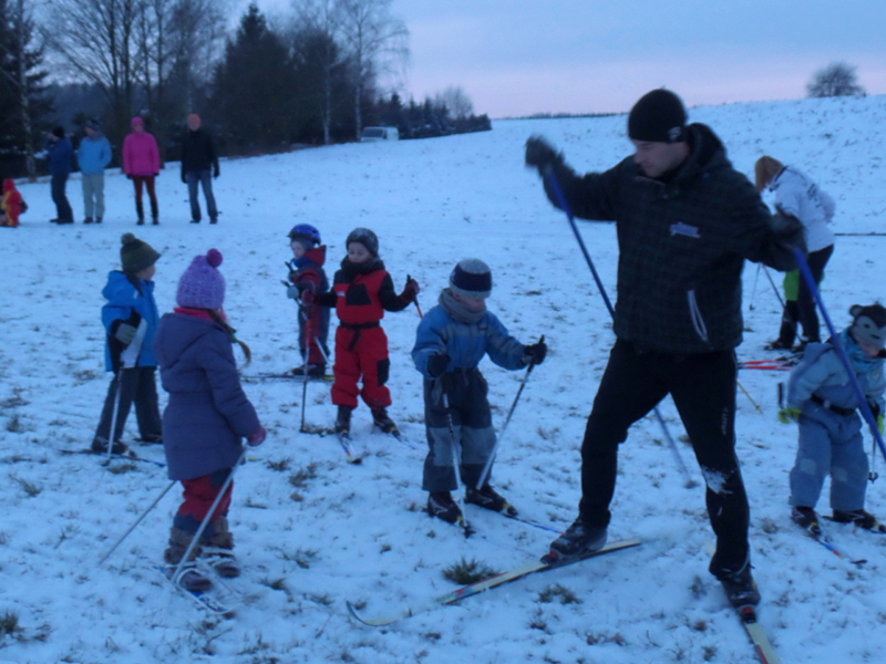 Erstes Langlauftraining der Kindergartentrainingsgruppe